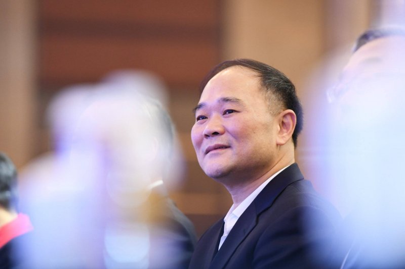 2025年EA智慧交易动向：市场机遇与风险运维方针